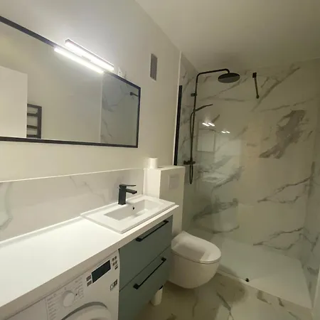 Apartament Moderne A Avec Parking Et Vue Ocean - Fr-1-239-1040 *